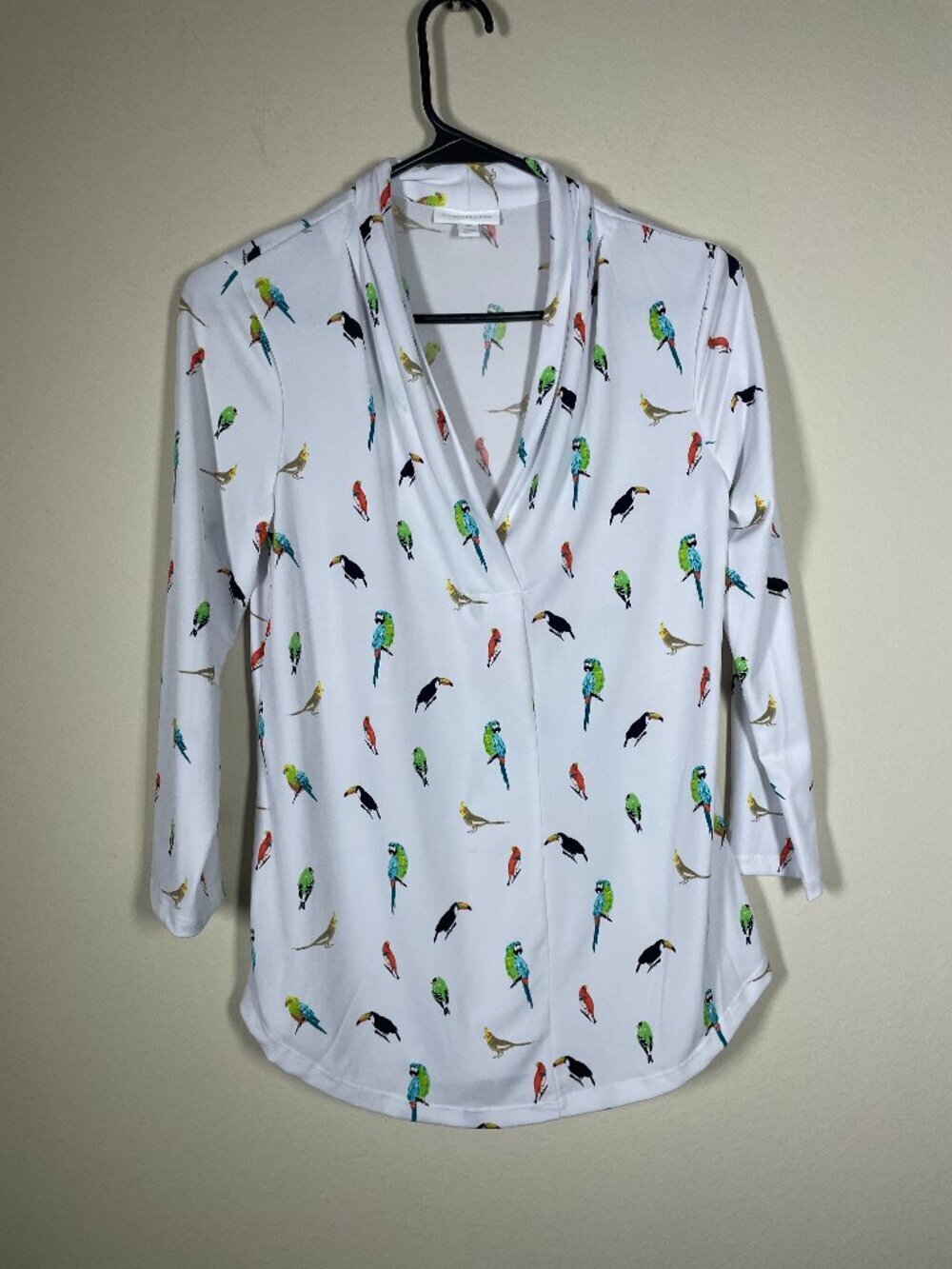Charter Club Bird Top XS Colorful Pleated Shawl V Neck 3/4 Sleeve Stretch Blouse